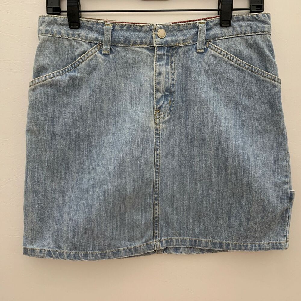 Tommy Hilfiger Women's Skirt Size 2 Light Blue Denim Jean Short Flag